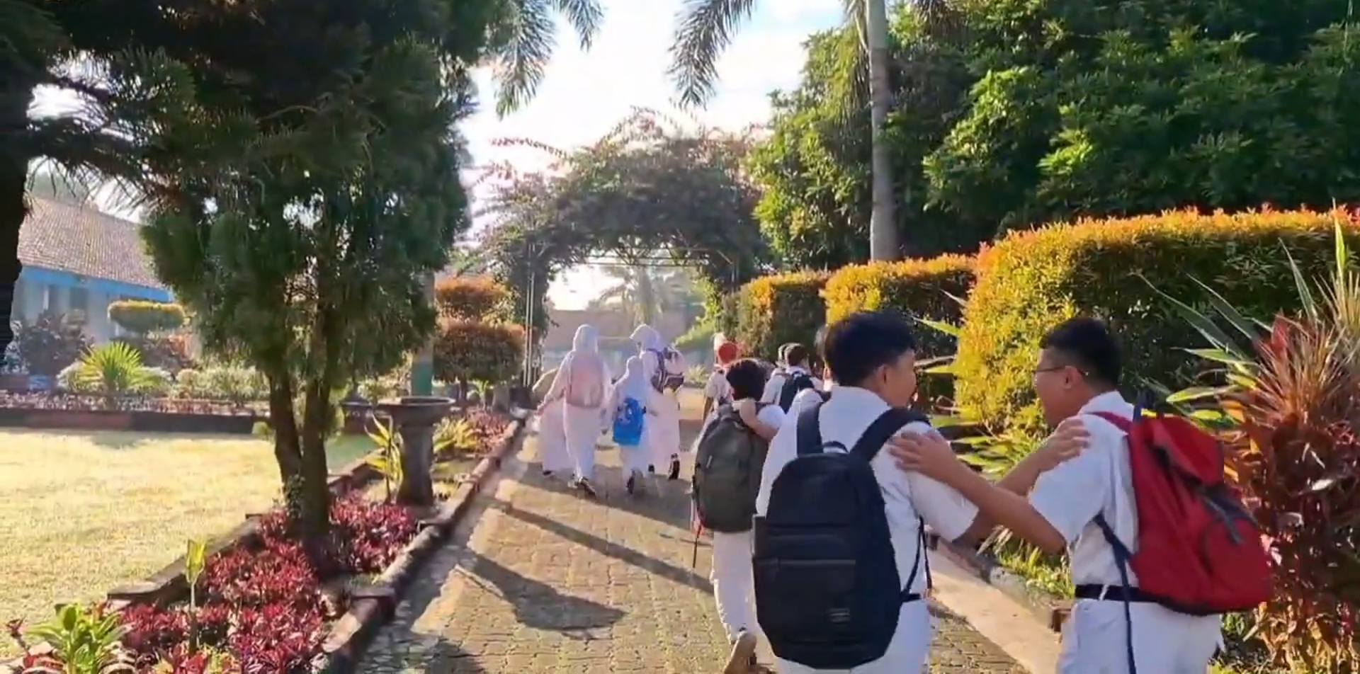 Foto halaman depan